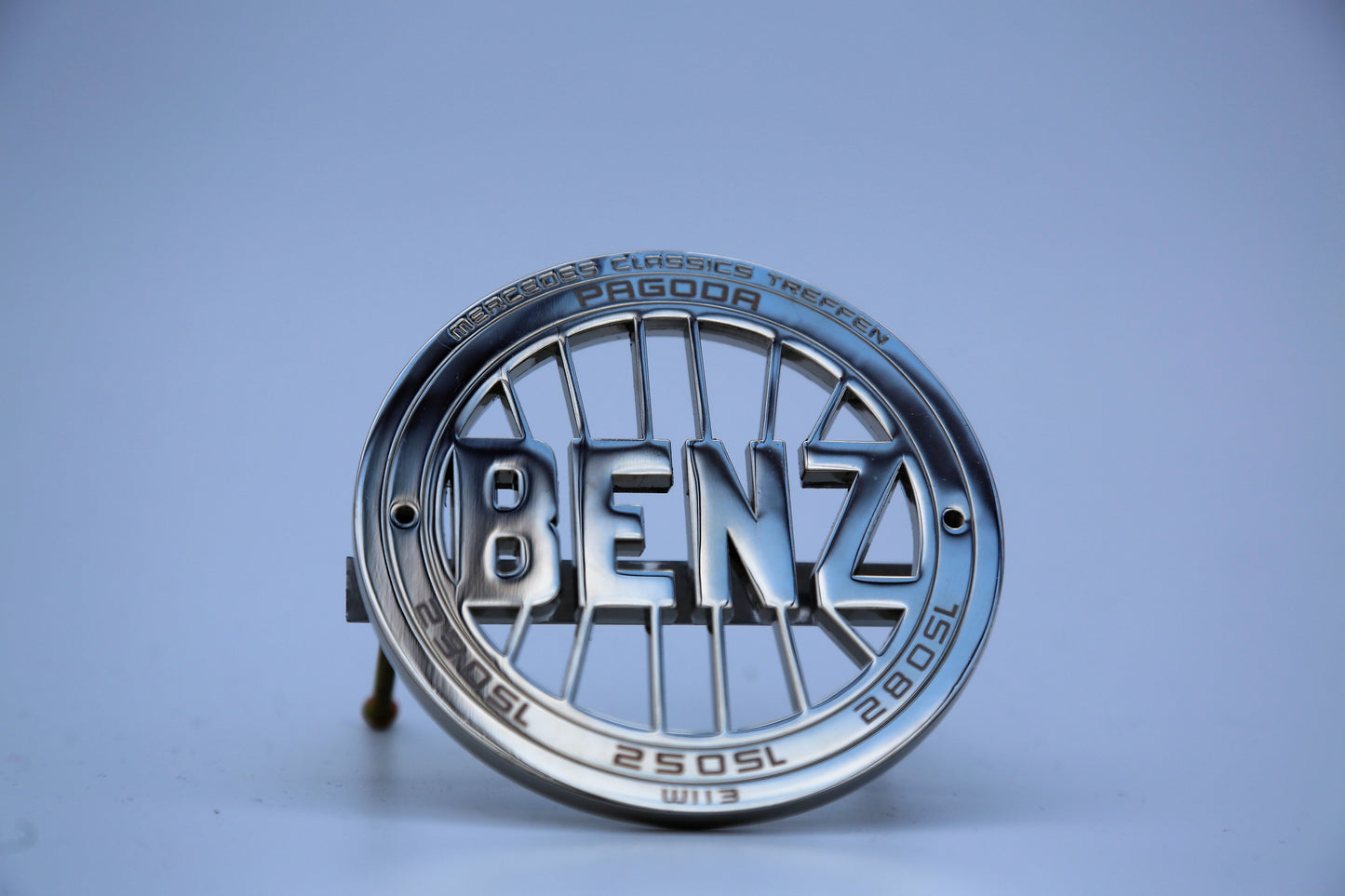 Mercedes Benz Pagoda - Grille BadgeVintage Badges