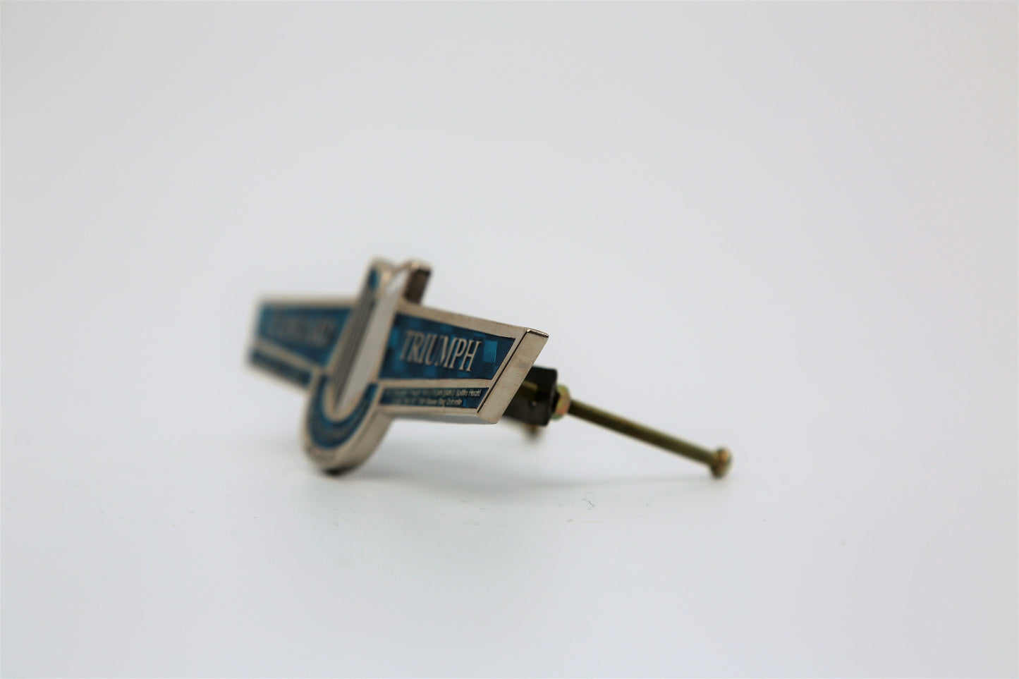 Standard Triumph Club - Grille BadgeVintage Badges