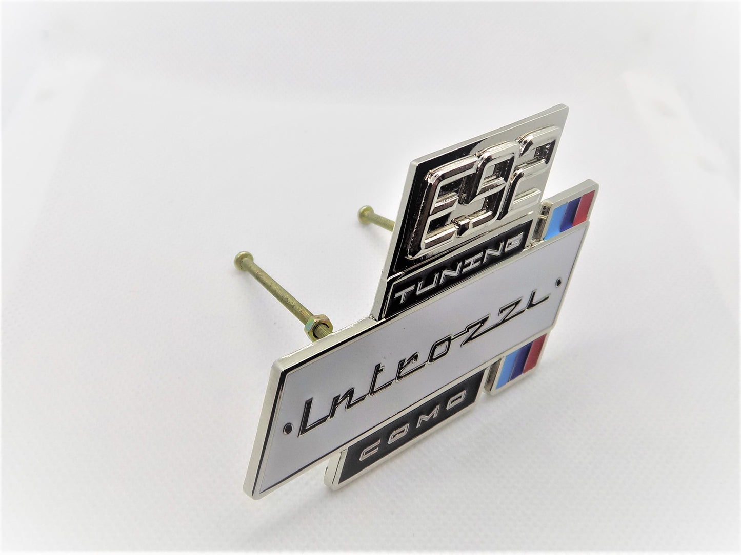 BMW e92 tuning - grille badgeVintage Badges
